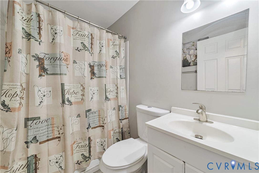 13500 Branders Bridge Road Chester, VA 23831 - Photo 16 of 43