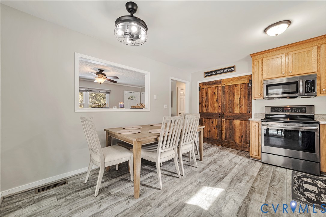 13500 Branders Bridge Road Chester, VA 23831 - Photo 8 of 43