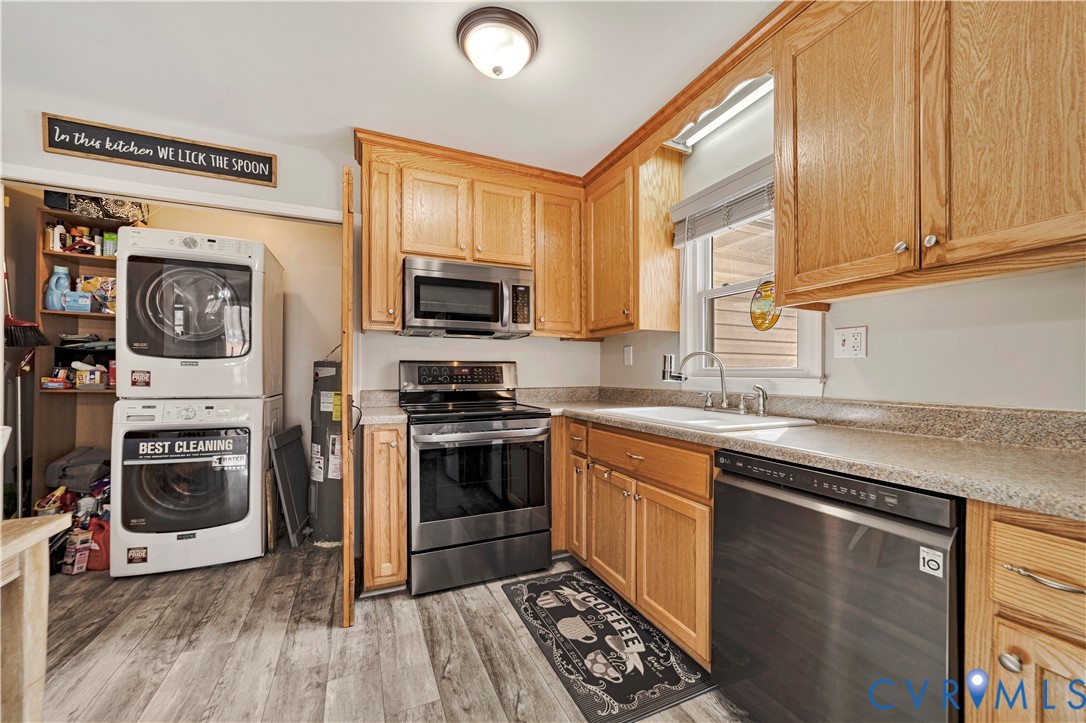 13500 Branders Bridge Road Chester, VA 23831 - Photo 9 of 43