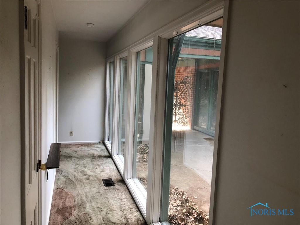 3912 Surrey Road Toledo, OH 43623 - Photo 8 of 10 Gallery Image 8