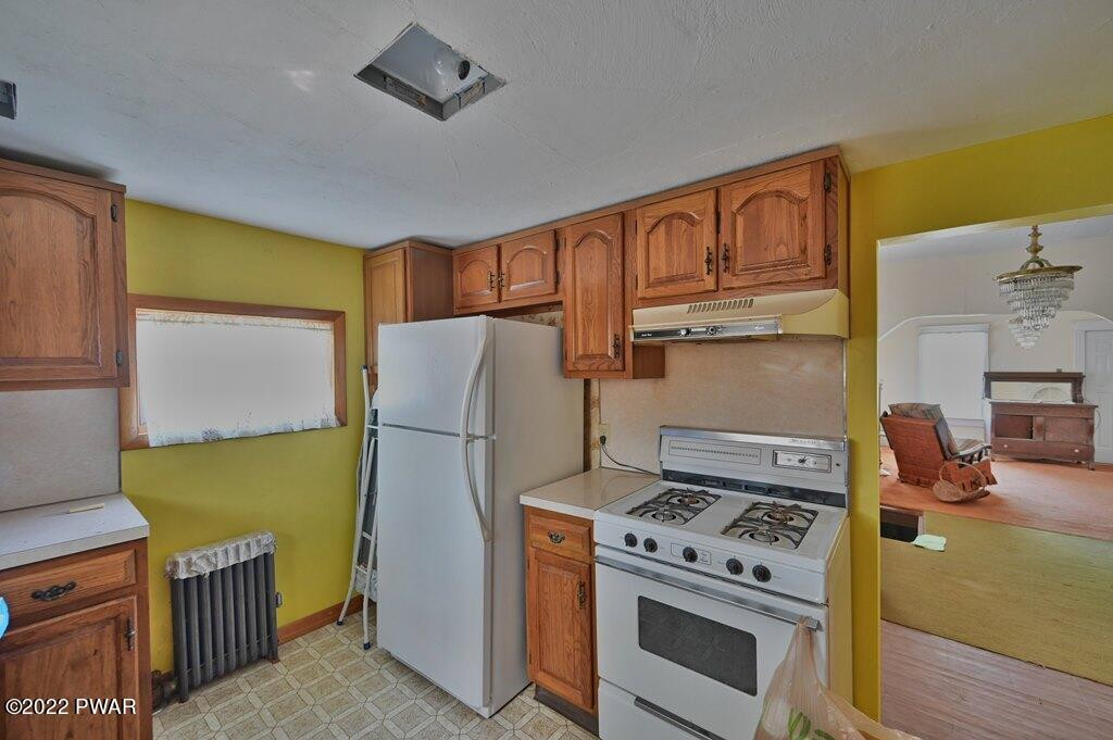 128 George Street Carbondale, PA 18407 - Photo 17 of 60