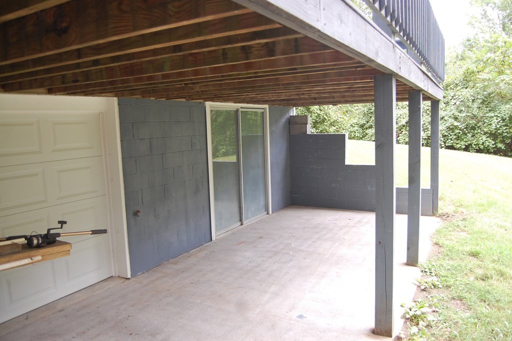 289 Dogwood Circle Decatur, TN 37322 - Photo 23 of 42 a balcony view with a outdoor space