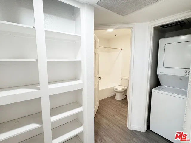 $565,000 | 13801 Oxnard Street, Unit 206, Valley Glen, CA 91401