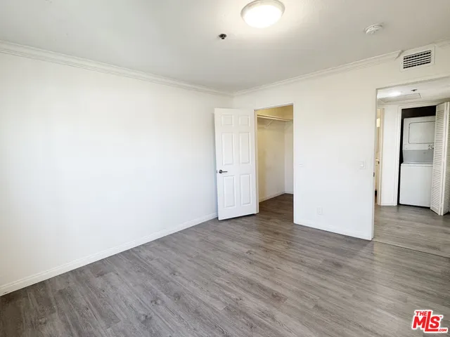 $565,000 | 13801 Oxnard Street, Unit 206, Valley Glen, CA 91401