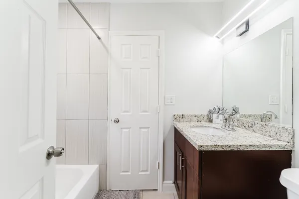 $4,000 | 1800 Northwest 4th Avenue, Boca Raton, FL 33432