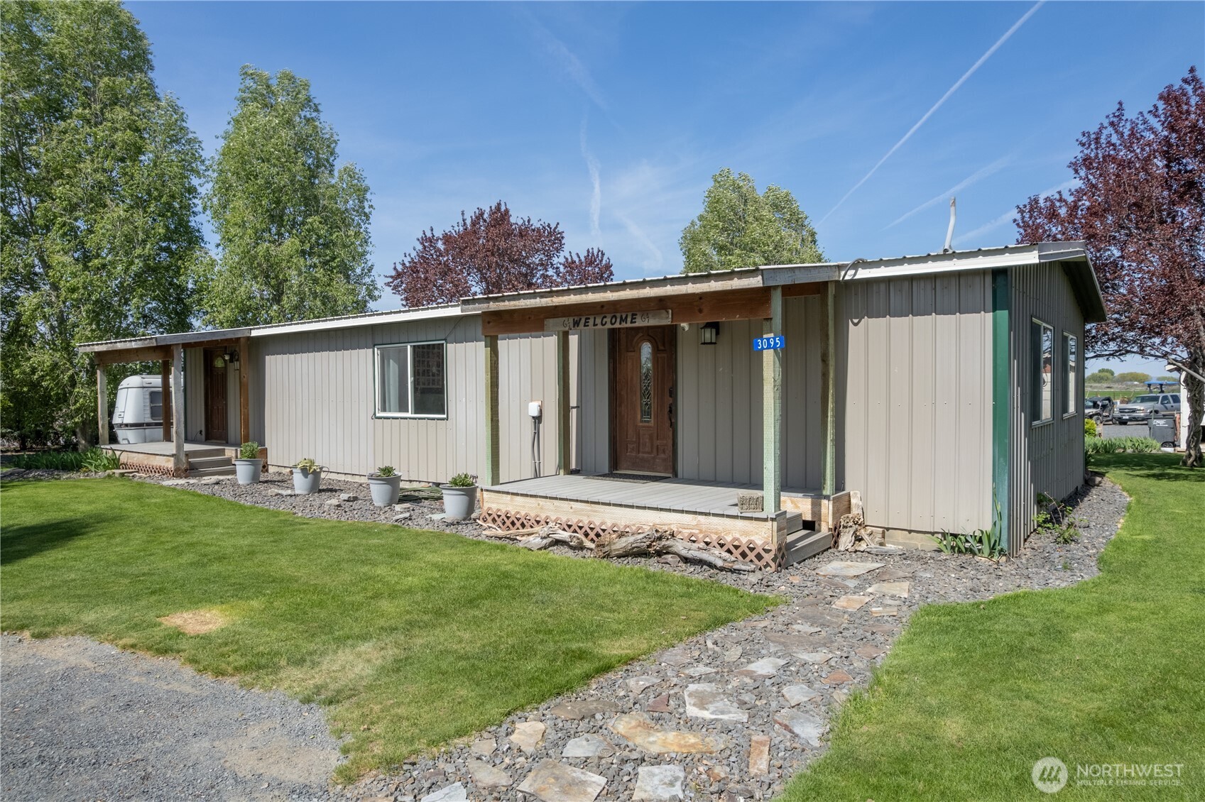 3095 Road E 5 St Northeast  