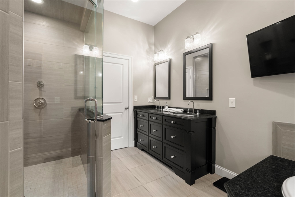 214 Upland Road Newton, MA 02460 - Photo 14 of 22