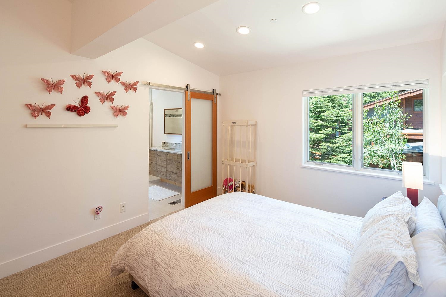 120 Smiley Circle Olympic Valley, CA 96146 - Photo 15 of 21 a bedroom with a bed and a window