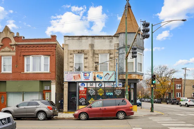 a car parked in front of a building