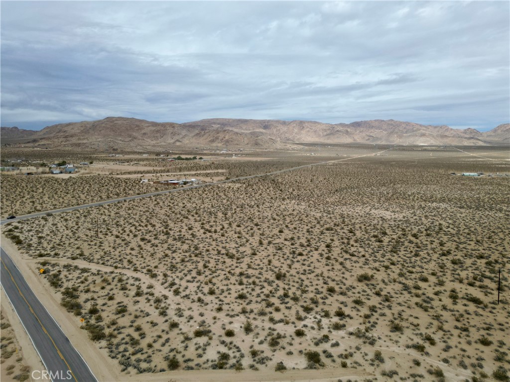 31300 Cove Road Lucerne Valley, CA 92356 - Photo 7 of 8 a view of lake view and mountain view