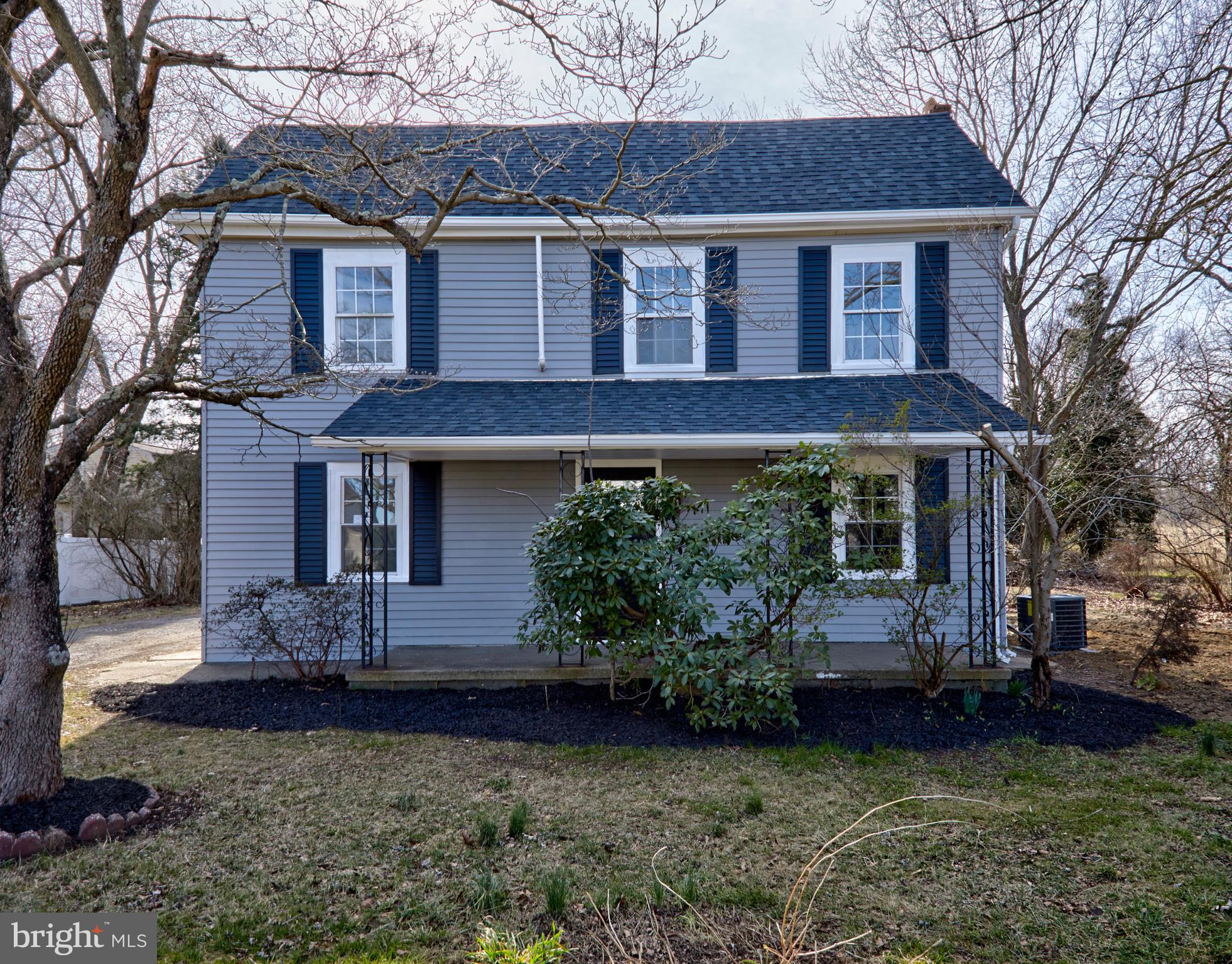 44 Cedarbrook Road Sicklerville, NJ 08081 - Photo 22 of 25 a front view of a house with garden