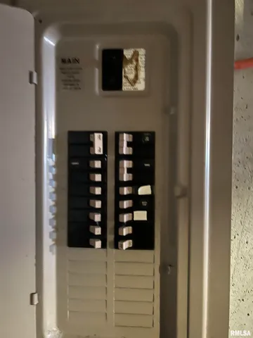 $159,900 | 408 Melrose Street, South Jacksonville, IL 62650