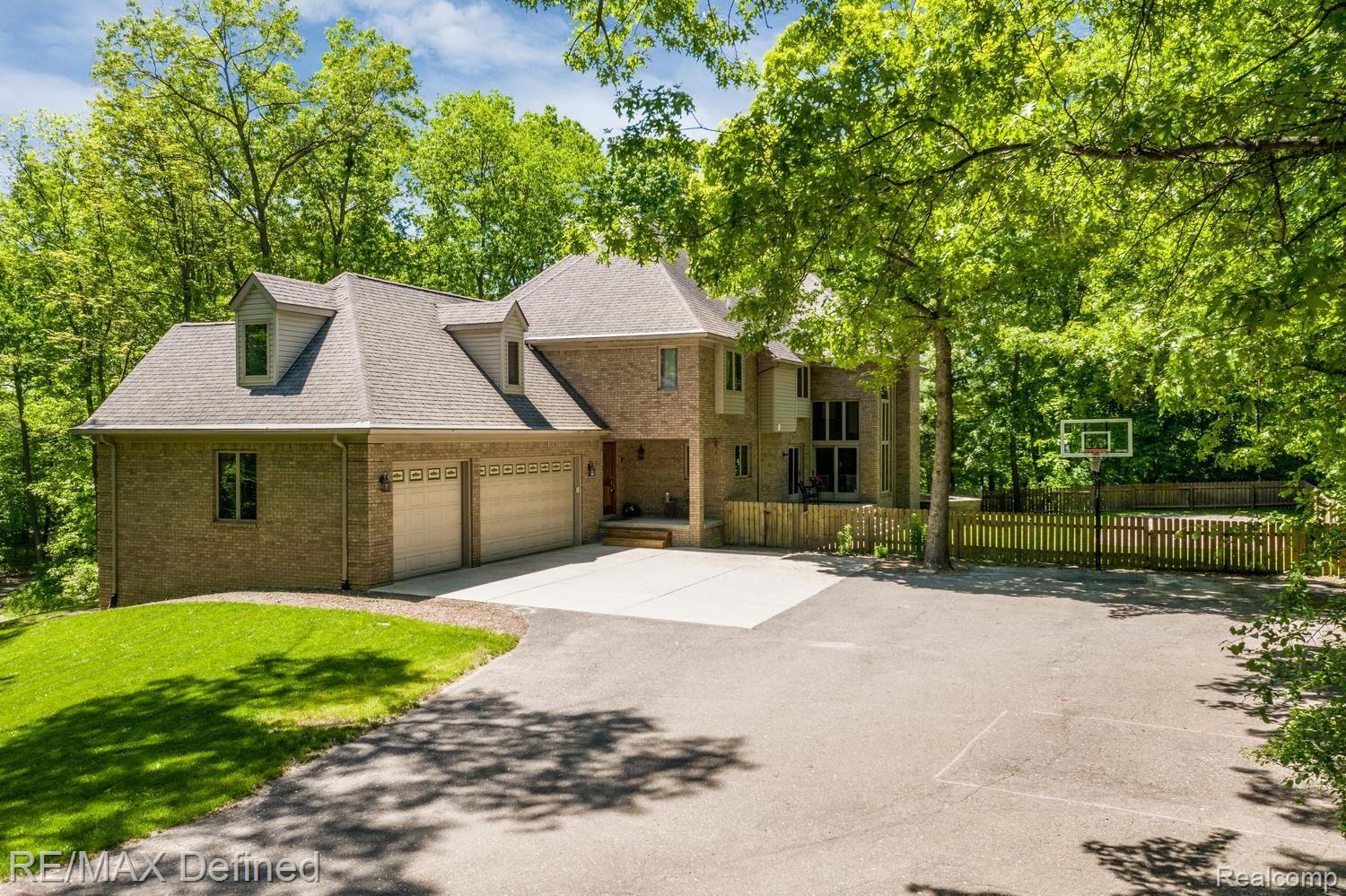 2222 Hosner Road Oxford, MI 48370 - Photo 6 of 60 2222 Hosner Rd Oxford MI 48370-large-010-009-2222 Hosner Drive Oxford-1500x1000-72dpi.jpg