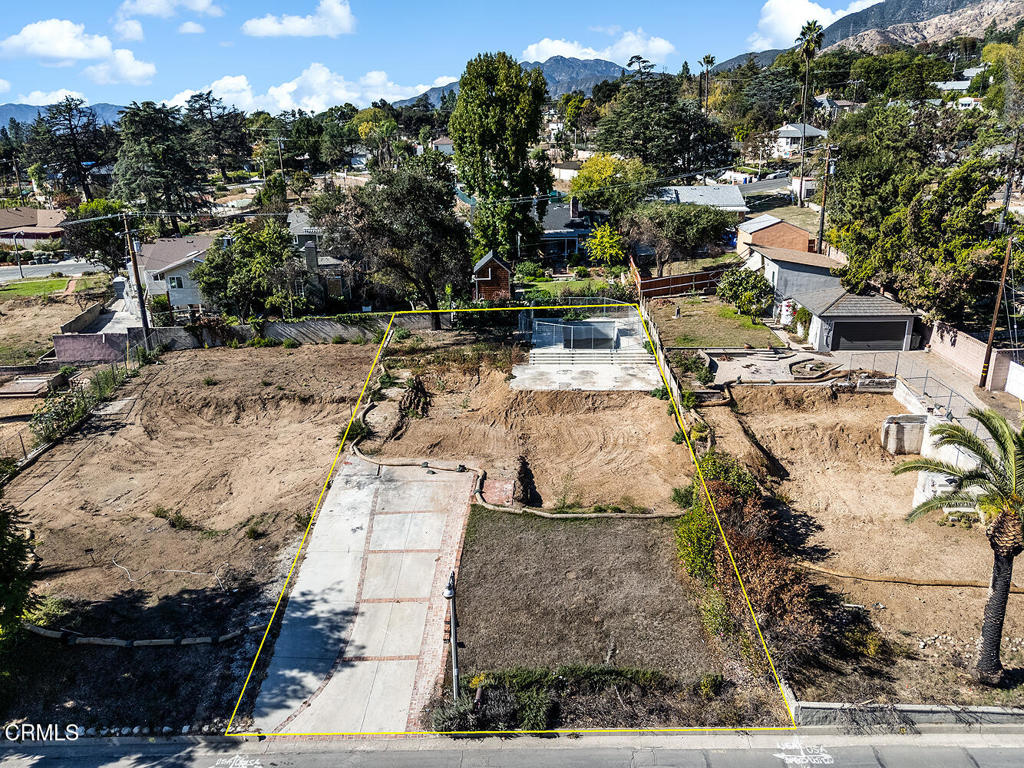 a view of outdoor space yard and patio