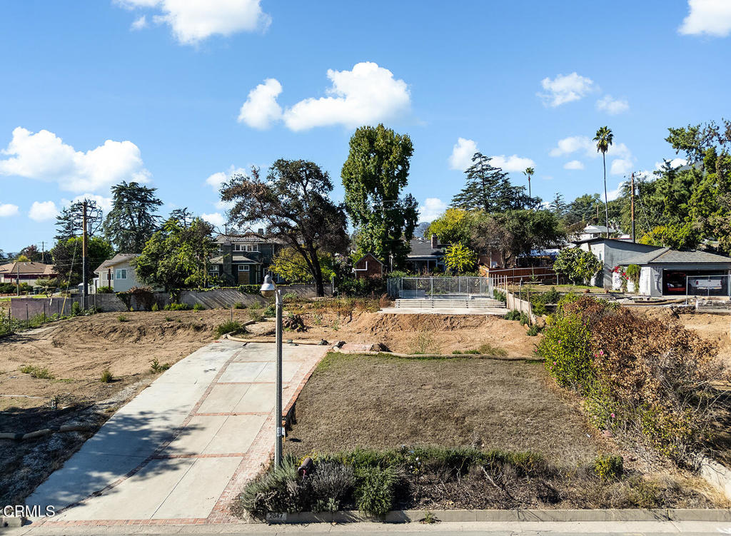 2847 Reposa Lane Altadena, CA 91001 - Photo 2 of 23 a view of a swimming pool with a patio