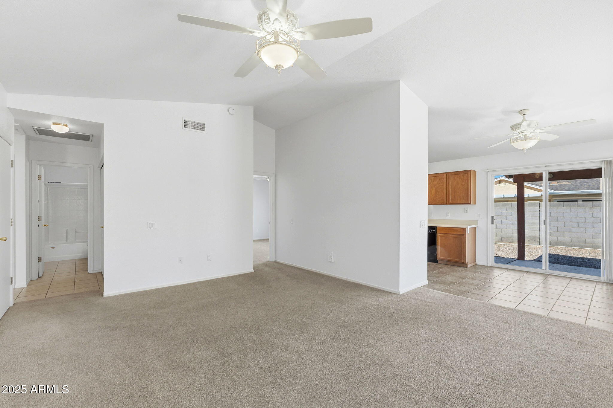1722 East Sycamore Road Casa Grande, AZ 85122 - Photo 5 of 23 006__1722 E Sycamore Rd