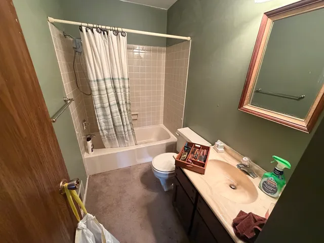 $330,000 | 610 Dorset Circle, St. Joseph, IL 61873