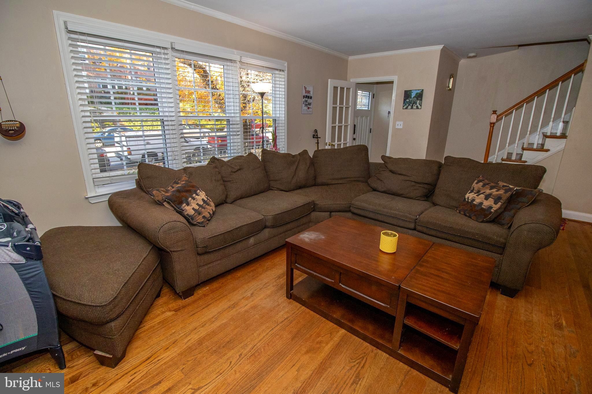 8115 Clyde Bank Road Towson, MD 21286 - Photo 4 of 32 Gallery Image 4