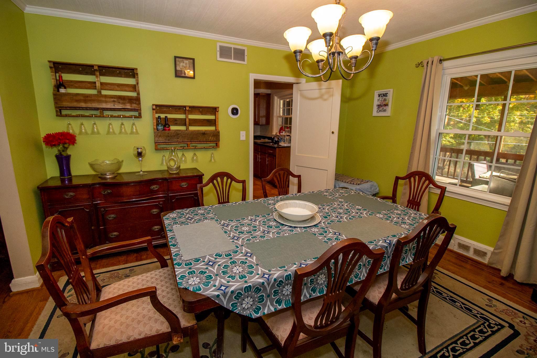 8115 Clyde Bank Road Towson, MD 21286 - Photo 7 of 32 Gallery Image 7