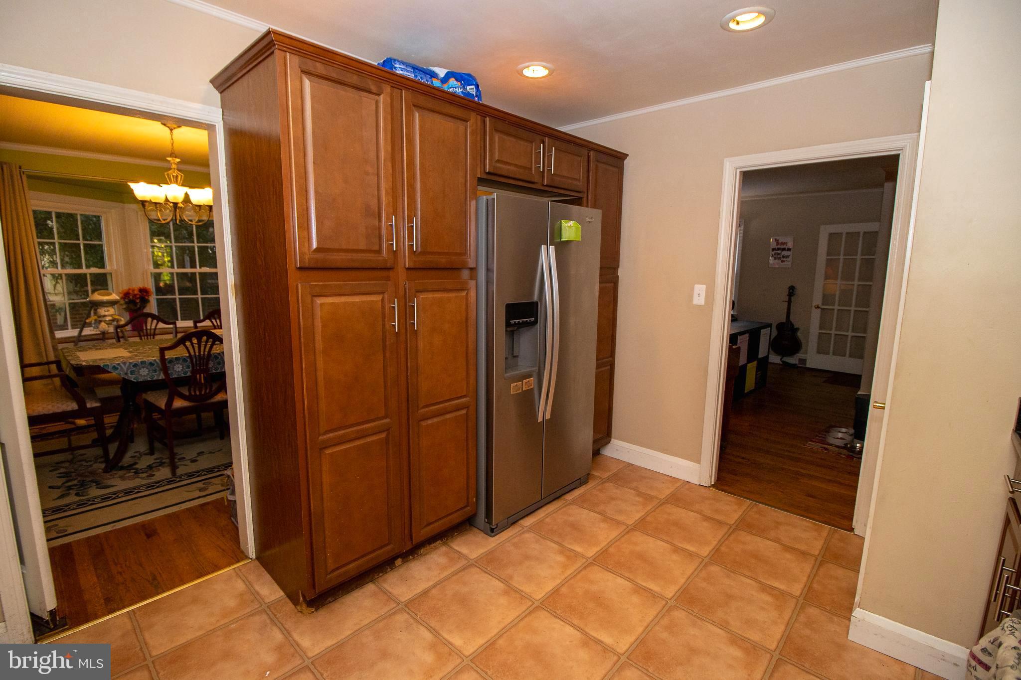 8115 Clyde Bank Road Towson, MD 21286 - Photo 10 of 32 Gallery Image 10