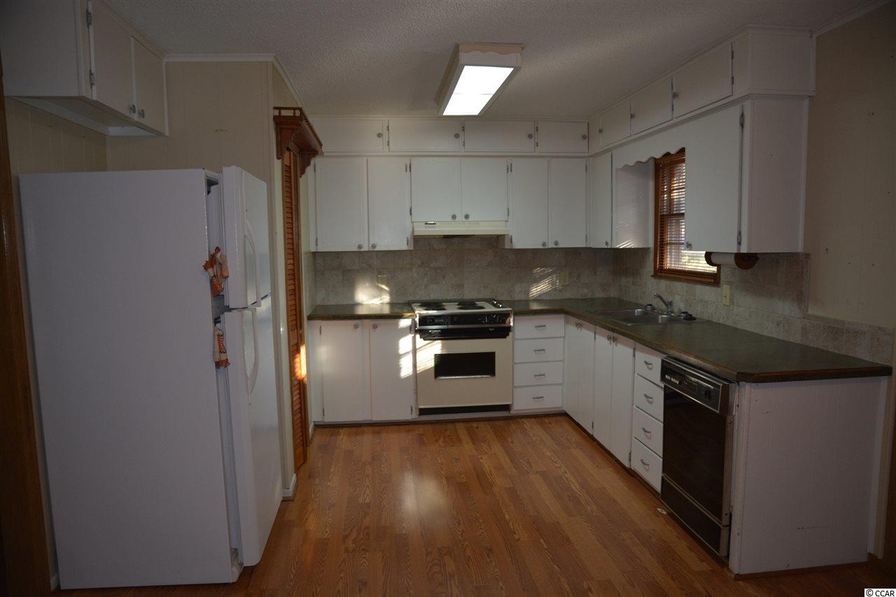 323 Pine Street Murrells Inlet, SC 29576 - Photo 3 of 17
