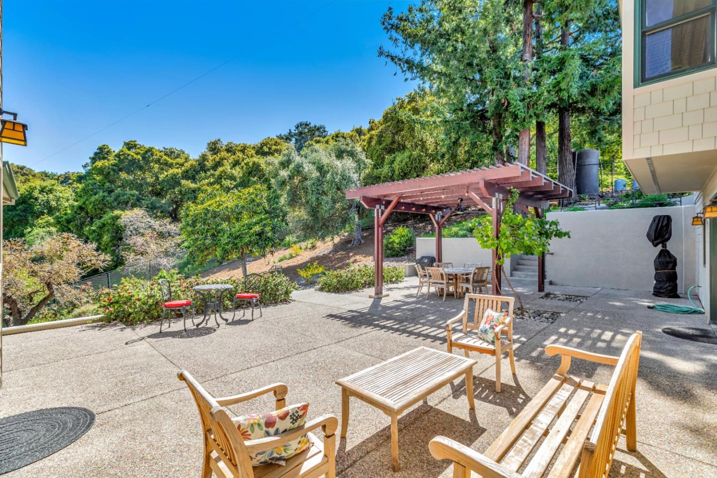 22820 San Juan Road Cupertino, CA 95014 - Photo 53 of 100