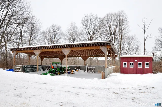 $1,595,000 | 184 Todd Hill Road, Bethlehem, CT 06751