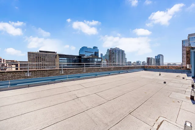 $800,000 | 161 West Harrison Street, Unit 1206, Chicago, IL 60605