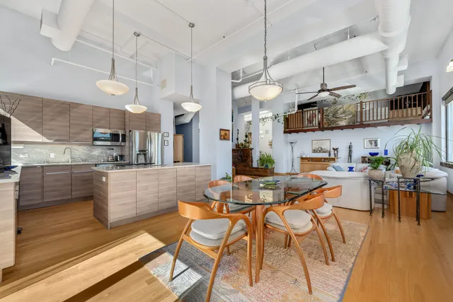 $800,000 | 161 West Harrison Street, Unit 1206, Chicago, IL 60605