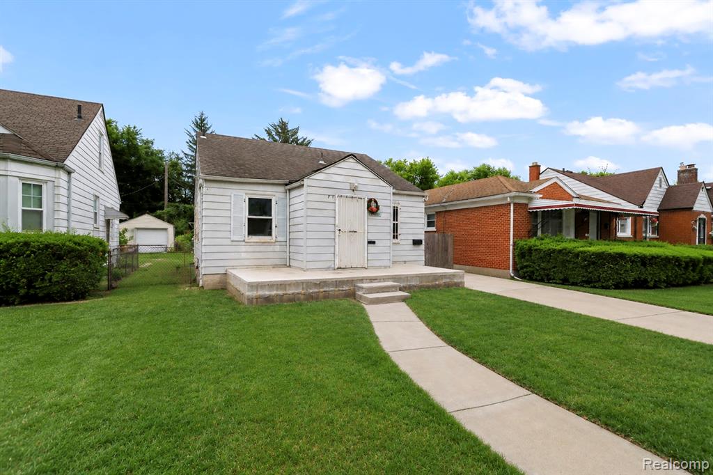 6800 Longacre Street Detroit, MI 48228 - Photo 2 of 24