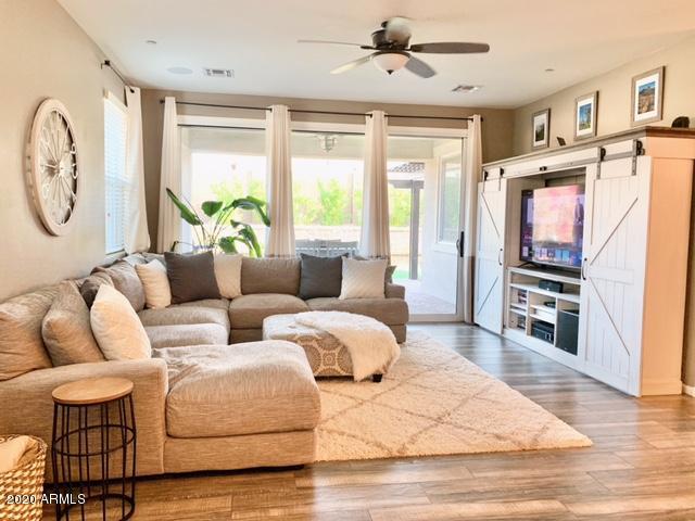 13720 West Linanthus Road Peoria, AZ 85383 - Photo 10 of 32 FullSizeRender_7