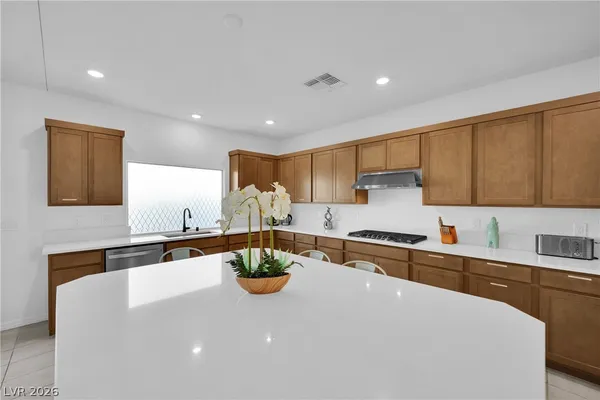 $3,600 | 8737 Del Tonside Street, Las Vegas, NV 89139