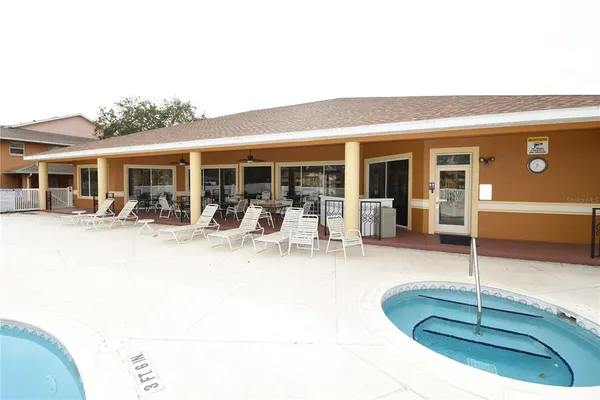 $155,000 | 4600 East Moody Boulevard, Unit 3M, Bunnell, FL 32110