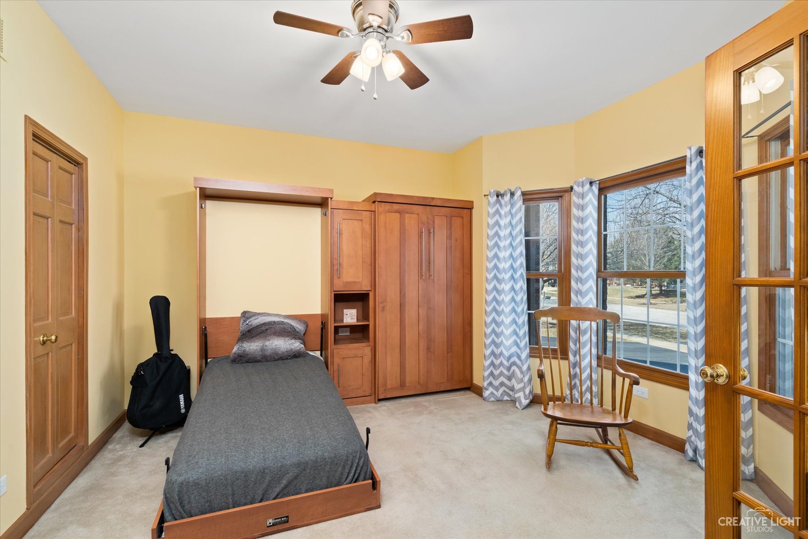 3812 Mistflower Lane Naperville, IL 60564 - Photo 13 of 49 a living room with furniture and a window