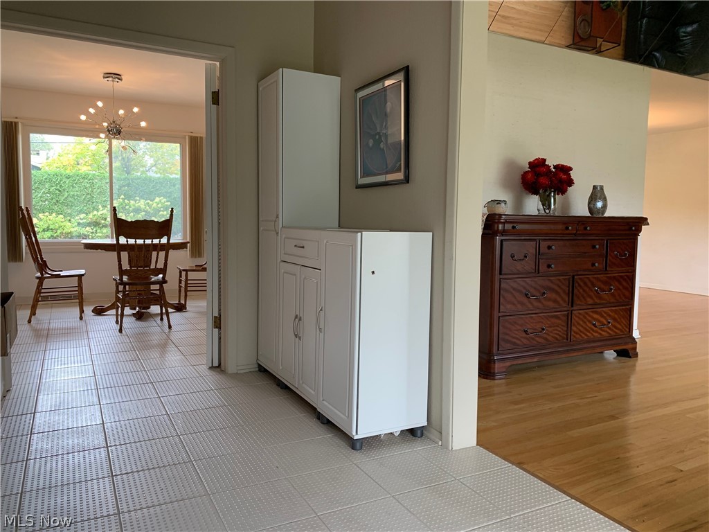 24912 Hazelmere Road Beachwood, OH 44122 - Photo 10 of 25 Gallery Image 10