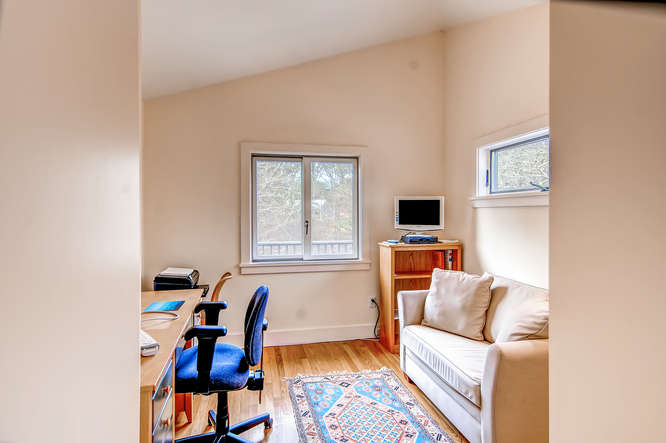 8 Old Farm Road Chilmark, MA 02535 - Photo 13 of 21 Gallery Image 13
