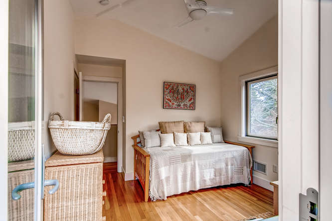 8 Old Farm Road Chilmark, MA 02535 - Photo 16 of 21 Gallery Image 16