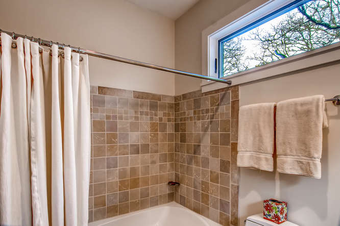 8 Old Farm Road Chilmark, MA 02535 - Photo 18 of 21 Gallery Image 18