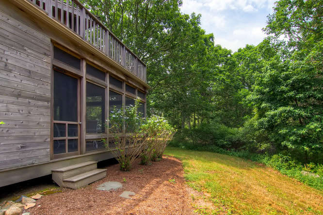 8 Old Farm Road Chilmark, MA 02535 - Photo 4 of 21 Gallery Image 4