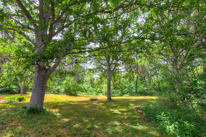 8 Old Farm Road Chilmark, MA 02535 - Photo 8 of 21 Gallery Image 8
