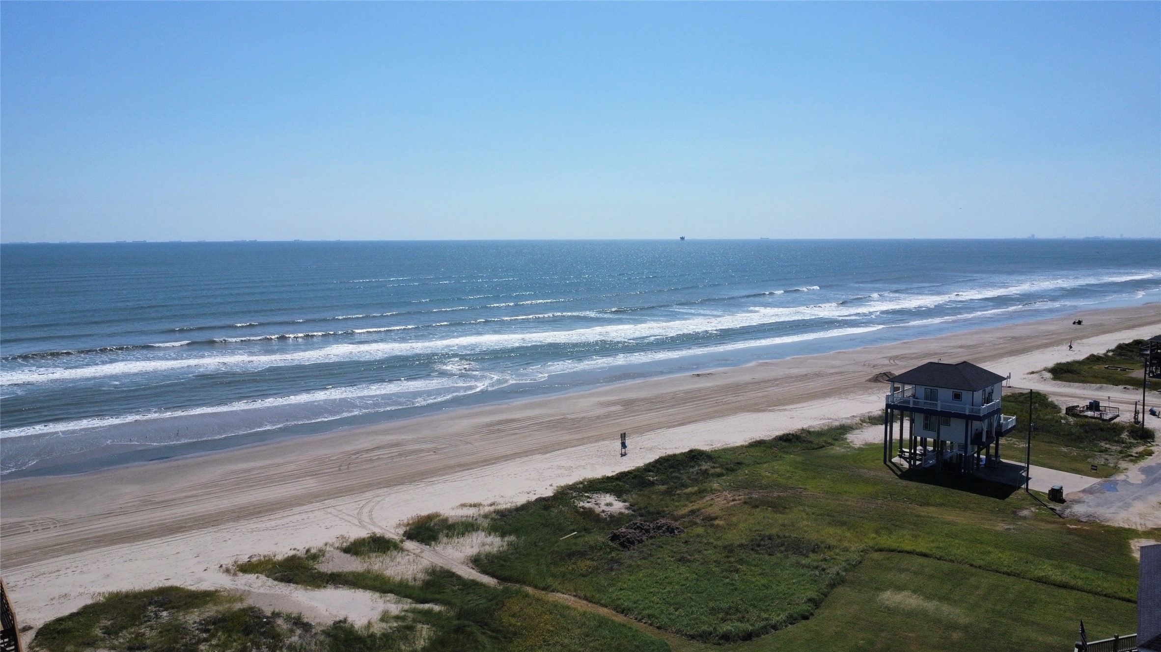 2529 Howell Crystal Beach, TX 77650 - Photo 41 of 41 a view of an ocean