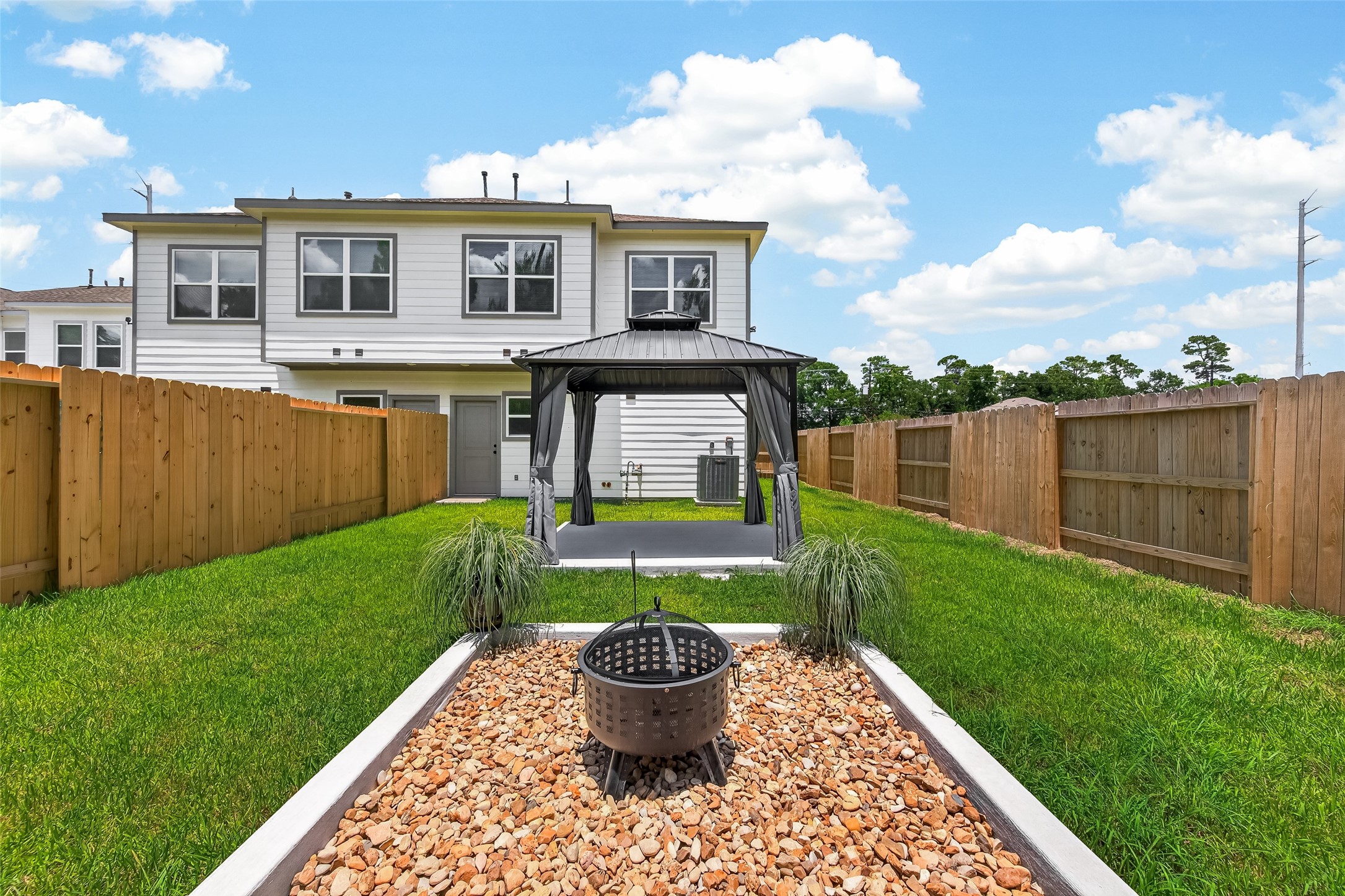 8306 Tidwell Road, Unit B Houston, TX 77028 - Photo 23 of 24