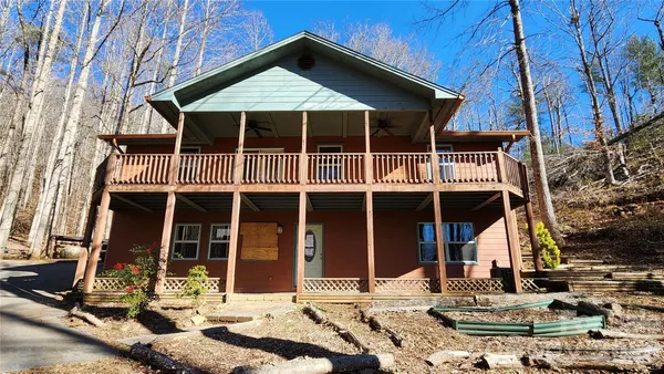 $349,900 | 115 Old Camptown Drive, Hayesville, NC 28904