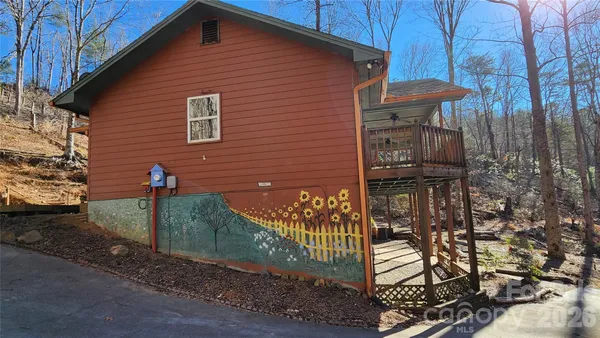 $349,900 | 115 Old Camptown Drive, Hayesville, NC 28904