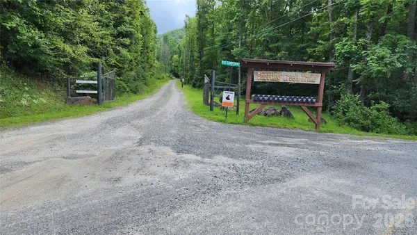 $349,900 | 115 Old Camptown Drive, Hayesville, NC 28904