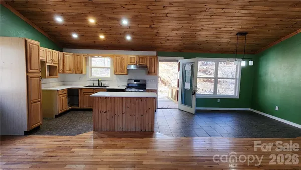 $349,900 | 115 Old Camptown Drive, Hayesville, NC 28904