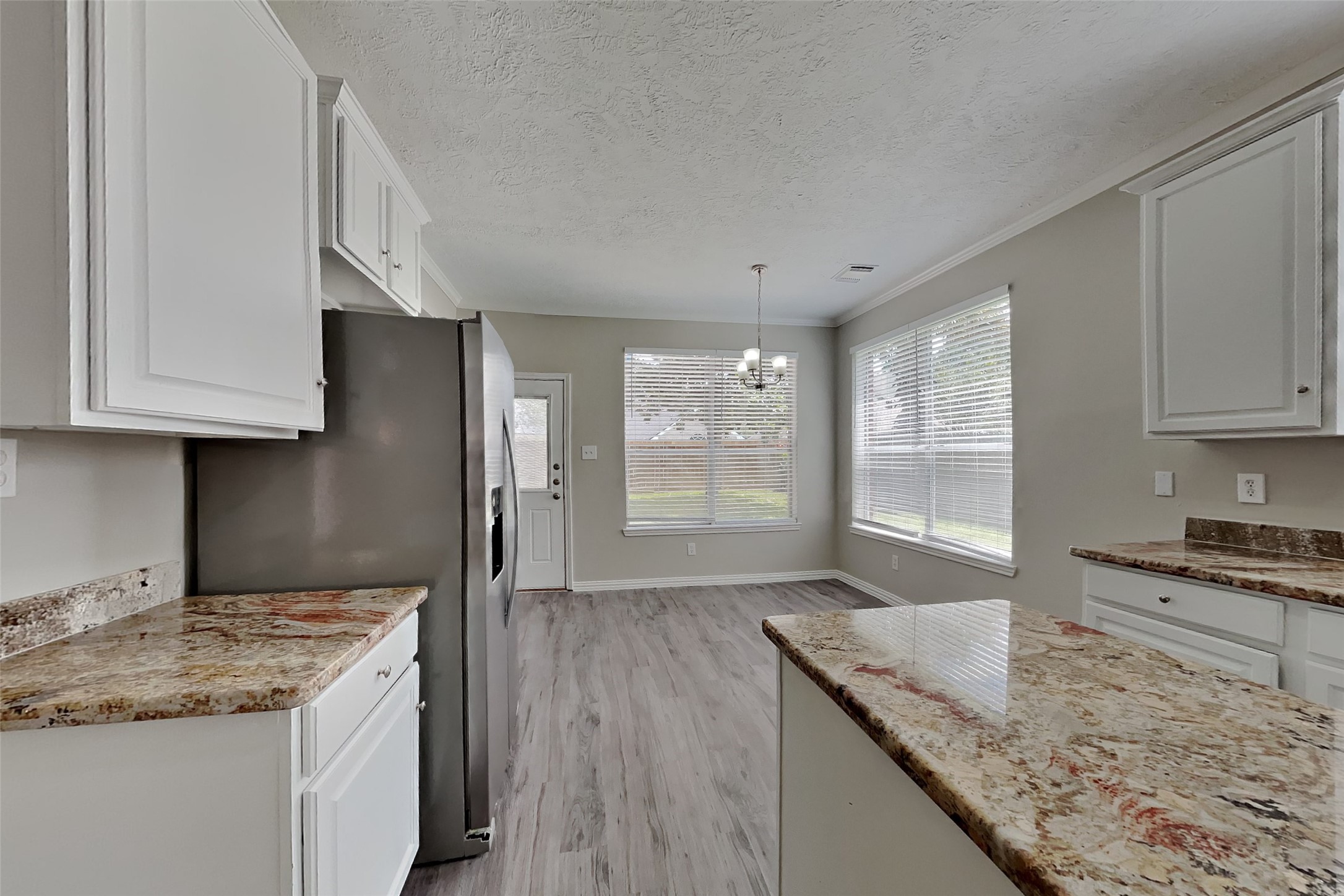 1703 Calmar Drive Spring, TX 77386 - Photo 4 of 21