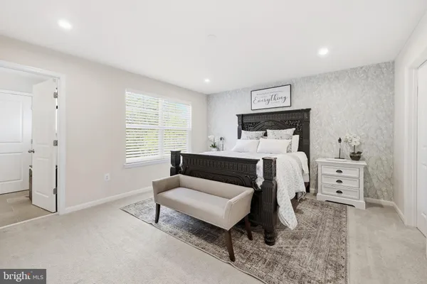 $589,999 | 18319 Summit Pointe Drive, Triangle, VA 22172