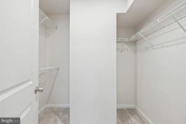 $589,999 | 18319 Summit Pointe Drive, Triangle, VA 22172