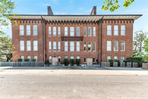 $418,625 | 3601 Camp Street, Unit 103, New Orleans, LA 70115